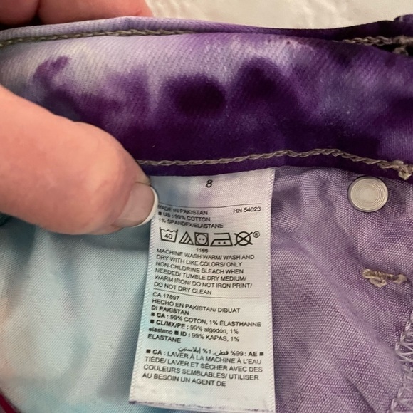 Old navy hand crafted tie dye High Rise Crop flare Ankle Jeans 8 button fly - Picture 5 of 8